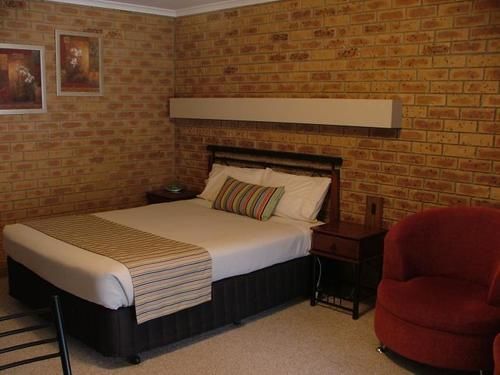 Jolly Swagman Motor Inn Холбрук Экстерьер фото