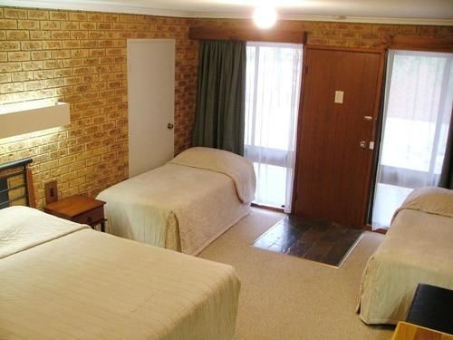 Jolly Swagman Motor Inn Холбрук Экстерьер фото